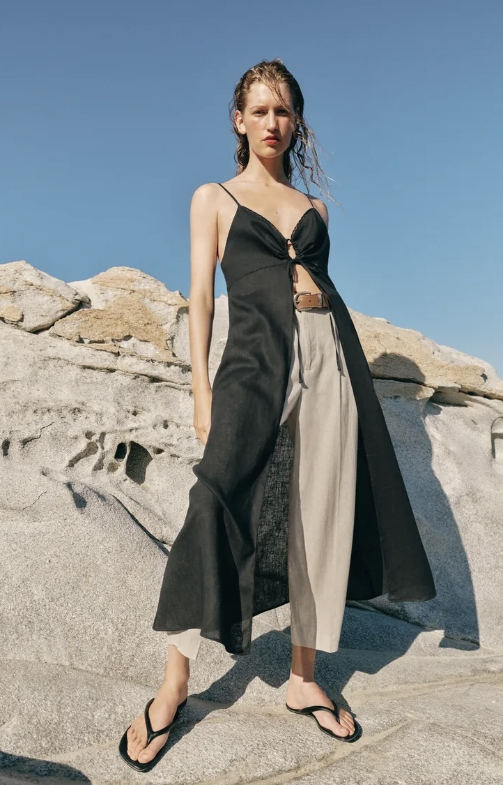  تاپی لطیف و زنانه با طراحی خاص برند ZARA ORIGINAL اورجینال NEW 2026 