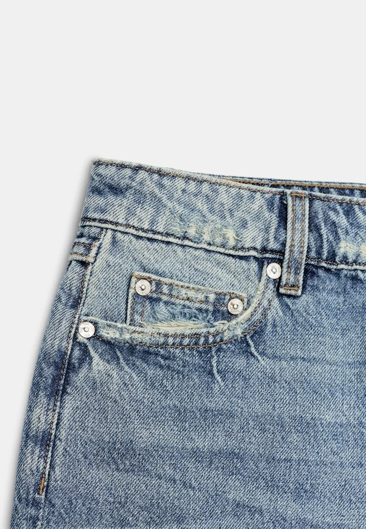  شلوارک جین برمودا زنانه با جزئیات خاص برند ZARA ORIGINAL زارا اورجینال NEW 2026 انگلستان 