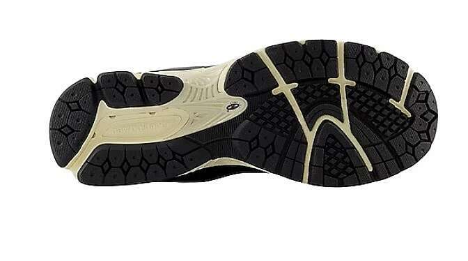  کفش پیاده روی New Balance Walking واکینگ نیوبالانس اورجینال کد M2002RIB ORIGINAL 