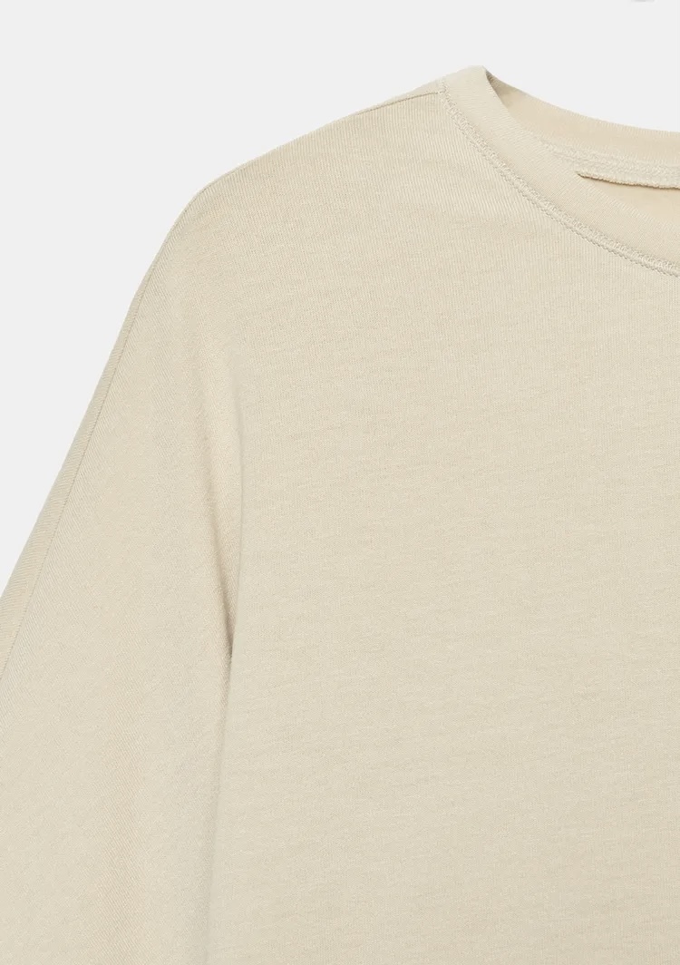 تی شرت یقه گرد زنانه زارا با پارچهی رویایی برند ZARA ORIGINAL زارا اورجینال NEW 2026 انگلستان