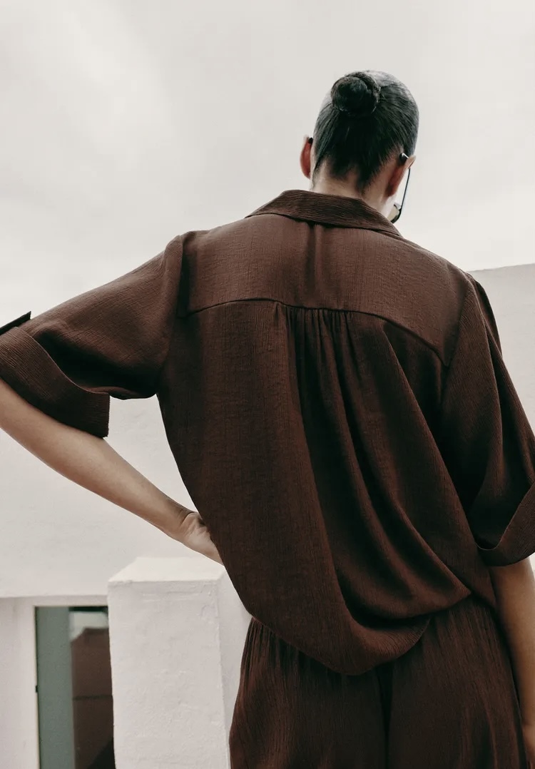  پیراهن یقه V کژوال با آستین کوتاه برند ZARA ORIGINAL زارا اورجینال NEW 2026 انگلستان 