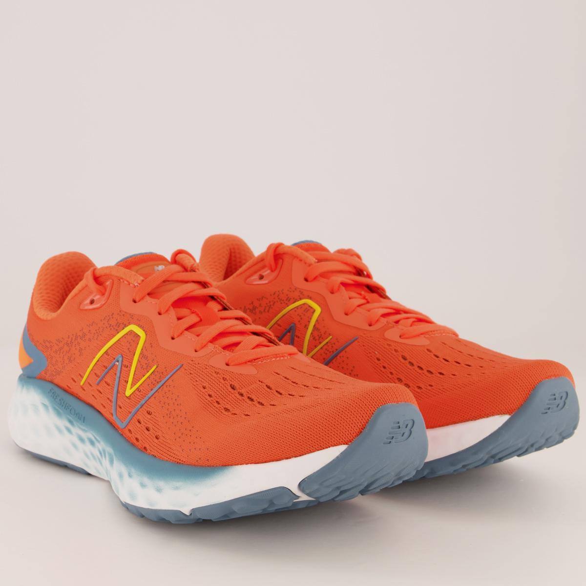  کفش مخصوص دویدن New Balance Running رانینگ نیوبالانس اورجینال کد MVNGOCM6 