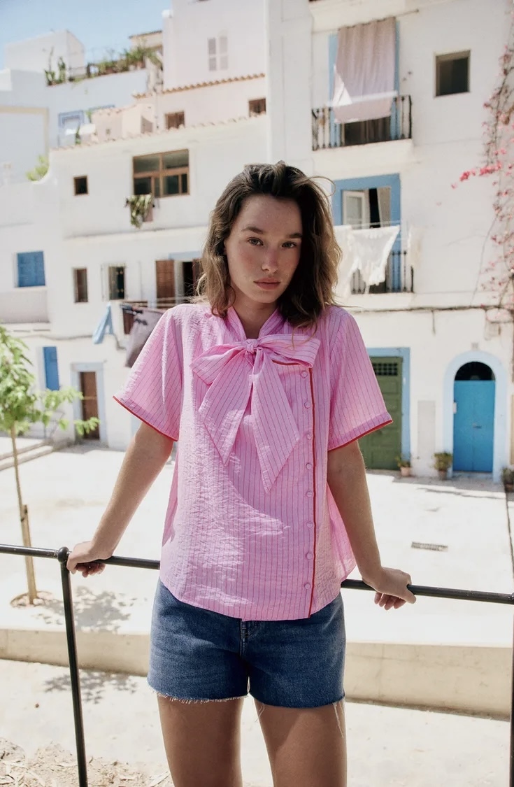 بلوز زنانه با کراوات یقه و دکمه‌های پوشیده برند ZARA ORIGINAL زارا اورجینال NEW 2026 انگلستان