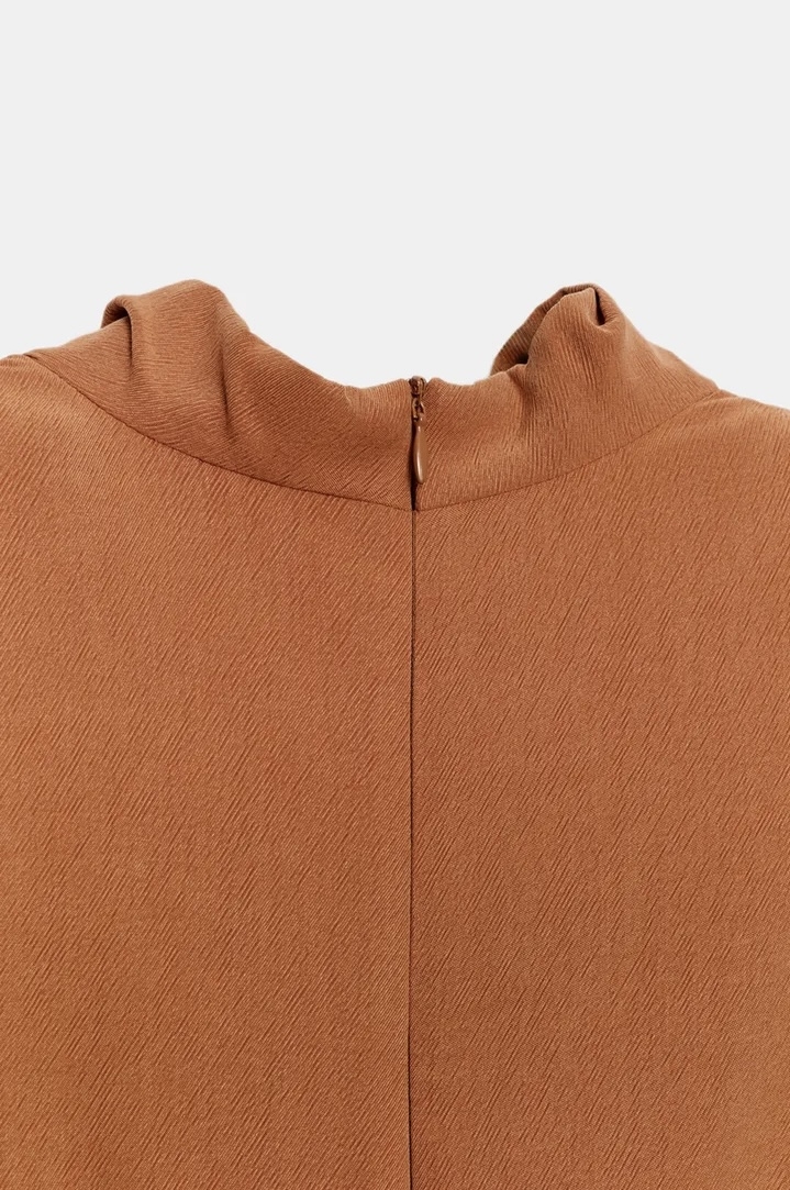  سر همی کوتاه مینیمال با یقه ایستاده و جزئیات پلیسه برند ZARA ORIGINAL زارا اورجینال NEW 2026 انگلستان 