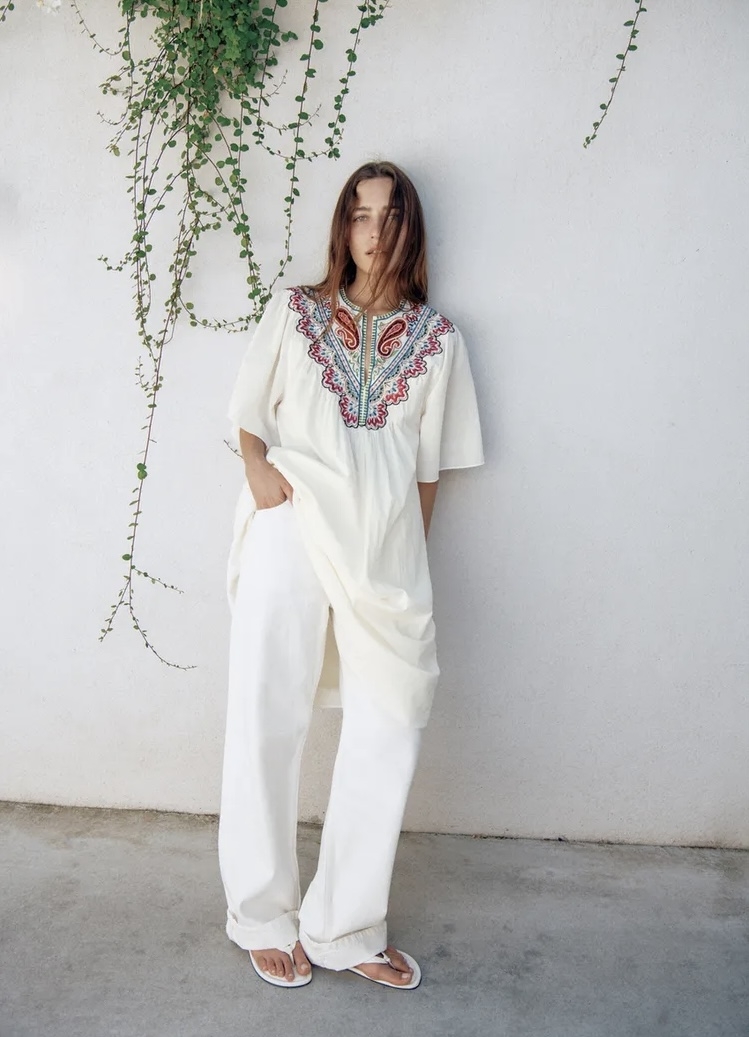  لباس با پارچه اصلی از جنس نخ پنبه. یقه هفت و آستین کوتاه برند ZARA ORIGINAL اورجینال NEW 2026 