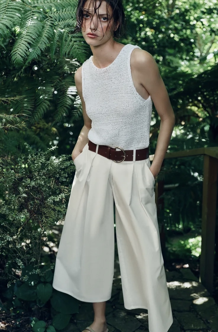 شلوار کلاسیک کمر بلند با طراحی پاچه‌ی گشاد برند ZARA ORIGINAL زارا اورجینال NEW 2026 انگلستان