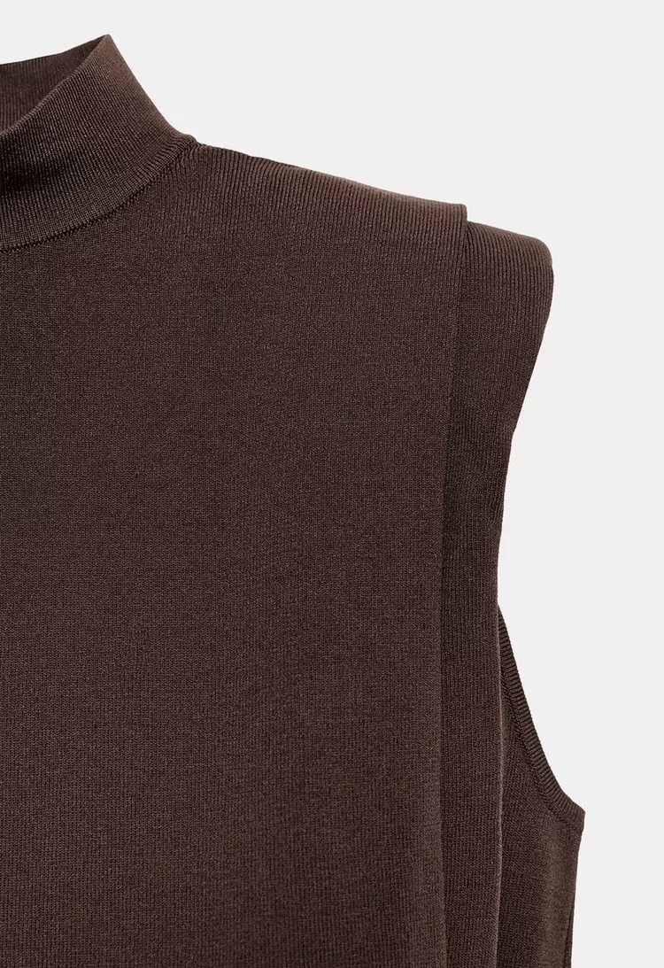  تاپ یقه ایستاده بدون آستین با پشت باز برند ZARA ORIGINAL زارا اورجینال NEW 2026 انگلستان 