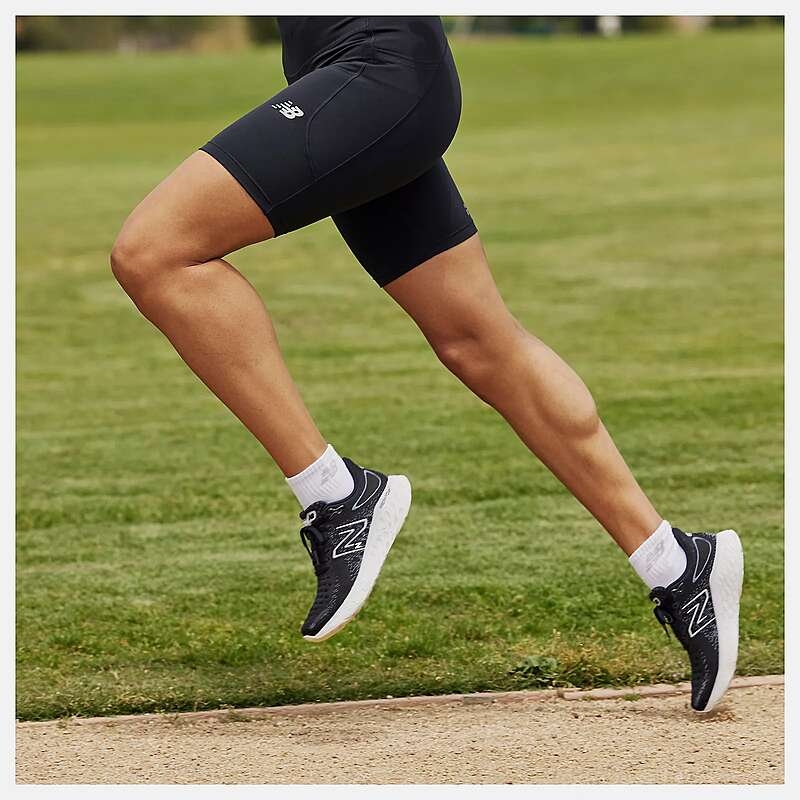 کفش دویدن زنانه New Balance Running رانینگ نیوبالانس اورجینال کد W1080B12 ORIGINAL