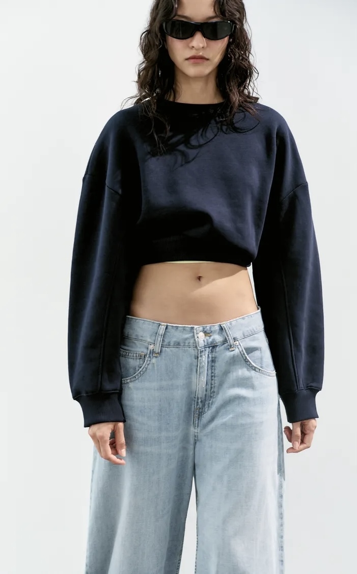  سویشرت نخی یقه گرد، آستین بلند و طرح چین دار برند ZARA ORIGINAL اورجینال NEW 2026 