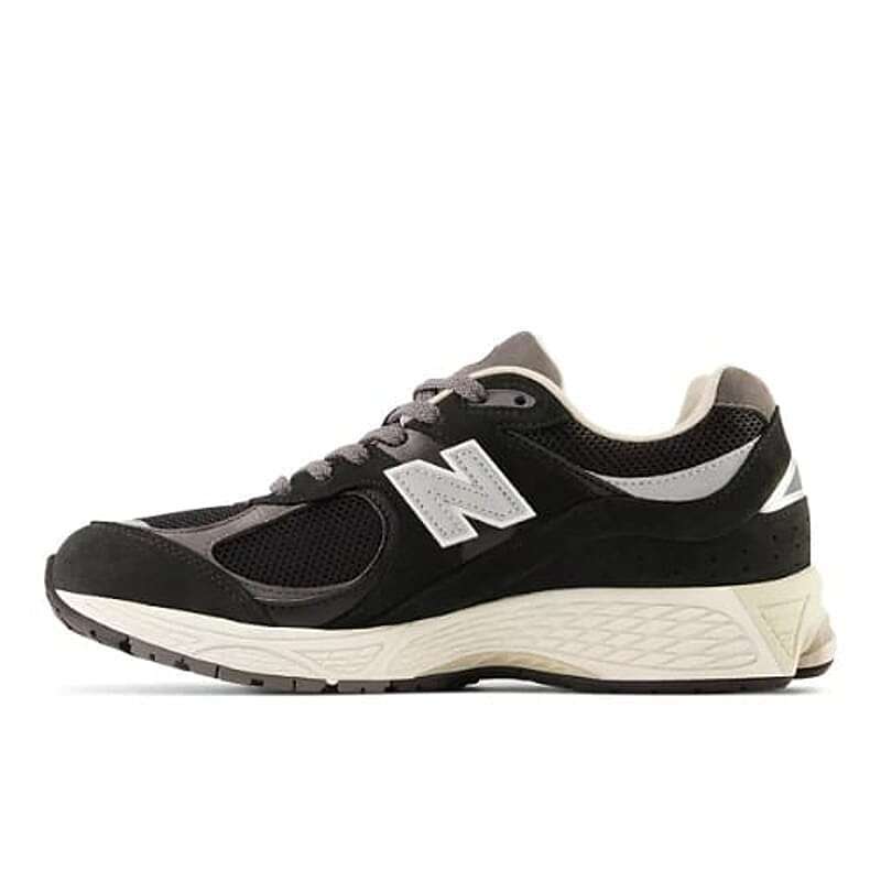کفش پیاده روی New Balance اورجینال کد M2002RNC ORIGINAL