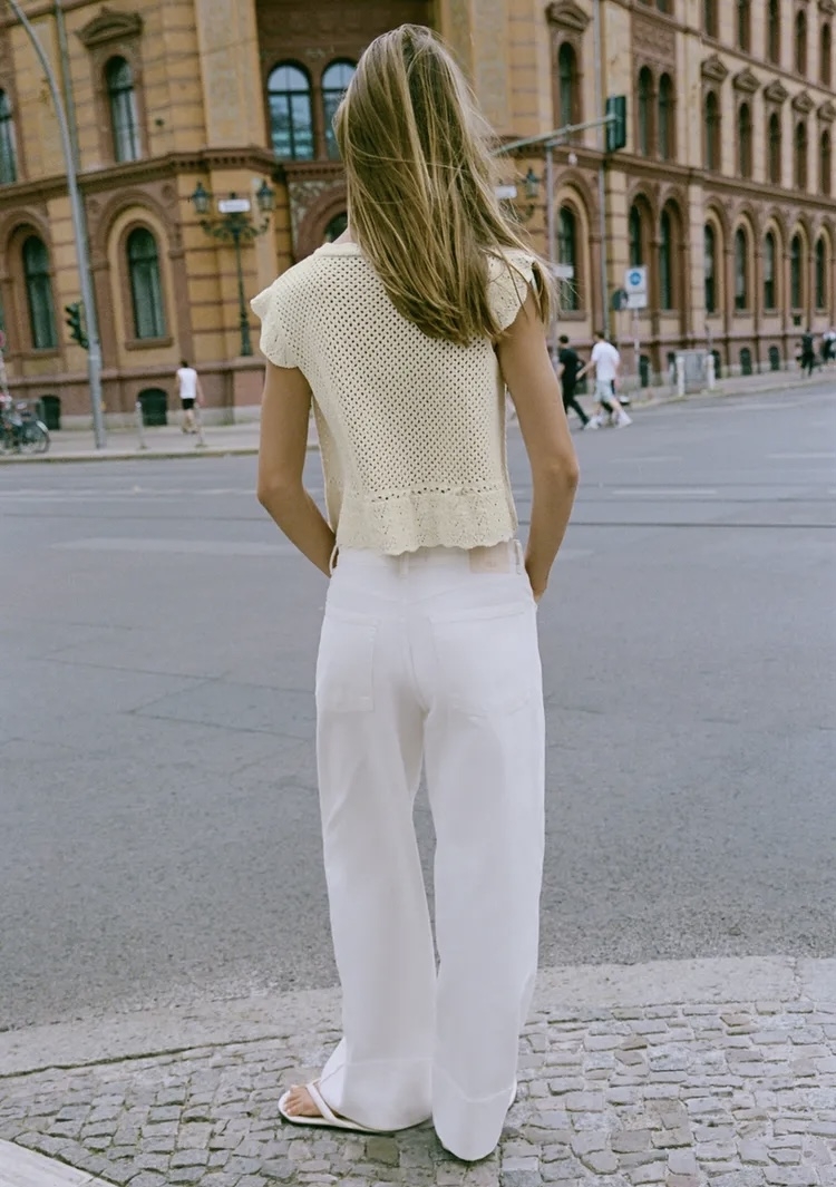 تاپ بافتنی بدون آستین با طرح (Cutwork)برند ZARA ORIGINAL زارا اورجینال NEW 2026 انگلستان