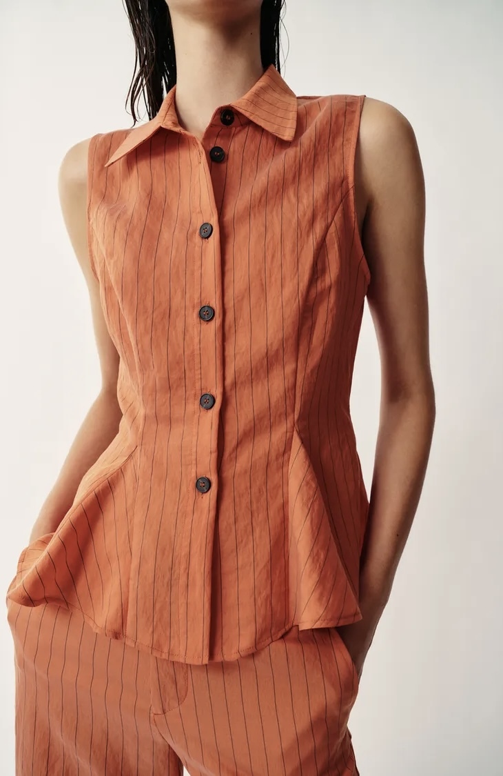  جلیقه کلاسیک یقه دار با برش کلوش برند ZARA ORIGINAL زارا اورجینال NEW 2026 انگلستان 