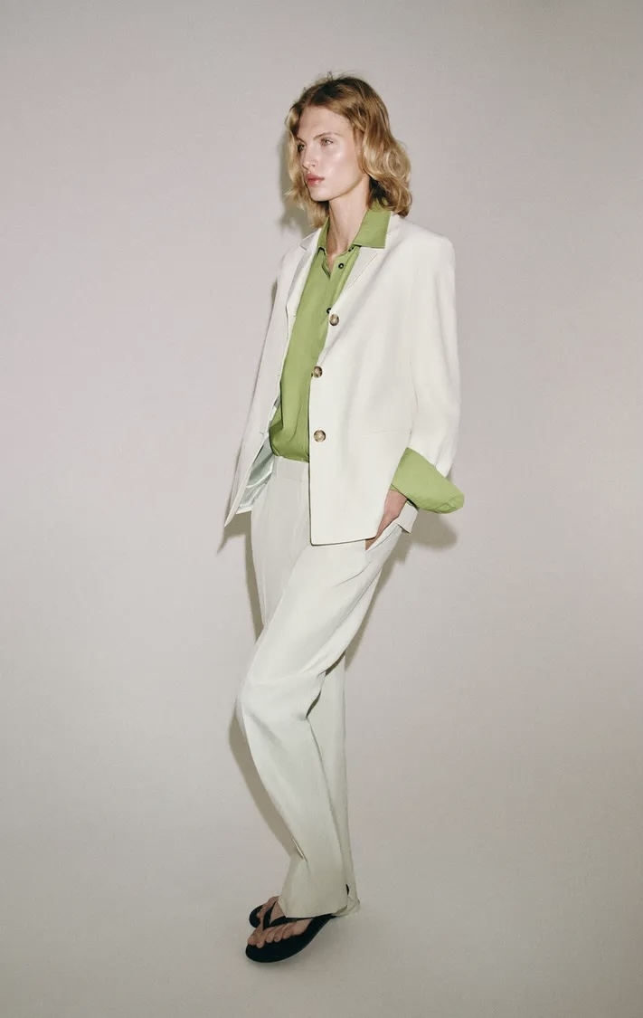  کت بلیزر زنانه لینن با طراحی کلاسیک و شیک برند ZARA ORIGINAL زارا اورجینال NEW 2026 انگلستان 