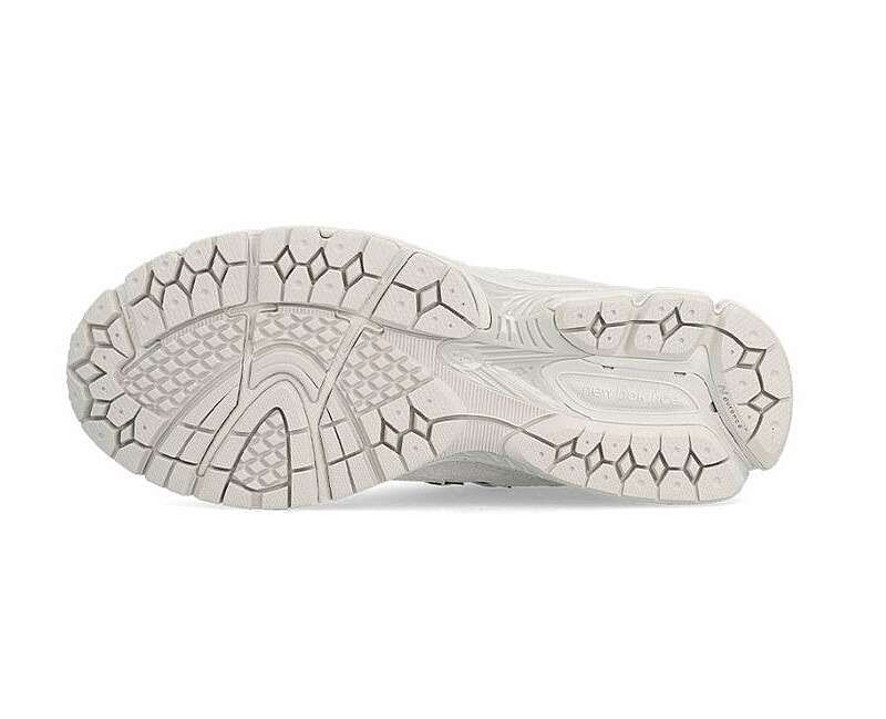  کفش مخصوص پیاده روی New Balance اورجینال کد U2002RGR ORIGINAL 